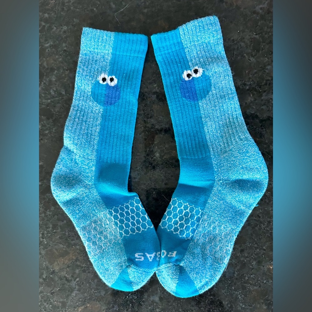 Bombas X Sesame Street Grover LIMITED EDITION Crew Socks. Adult Size Small RARE